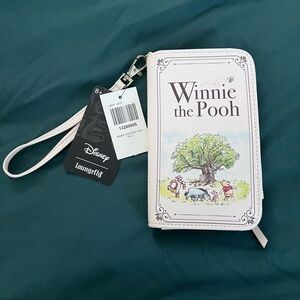 Loungefly Winnie the Pooh White Wallet